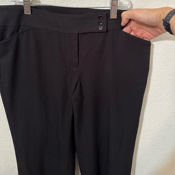 EUC WHITE HOUSE BLACK MARKET Legacy Modern Boot Cut Black Pants - Picture 4 of 7